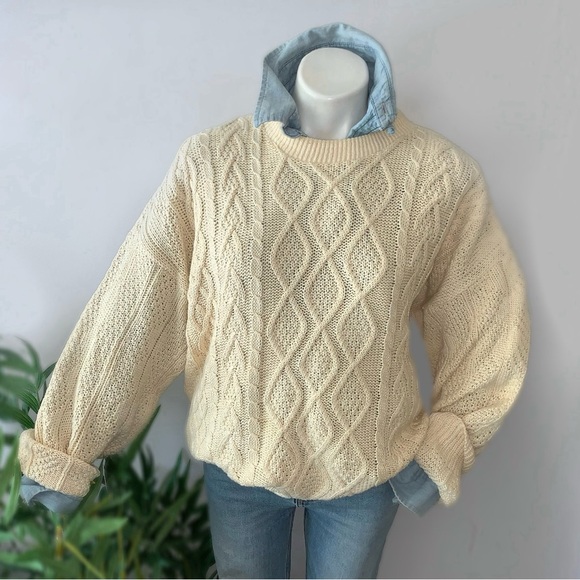 v i n t a g e :: Chunky Fisherman Aran Cable Knit Sweater - Picture 1 of 14